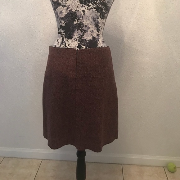 Betina Spitz Brown 2PC skirt suit - Picture 5 of 8